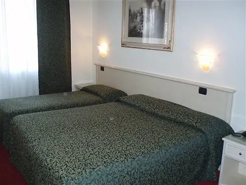 Hotel Villa Adele Marghera 3*,  Italy
